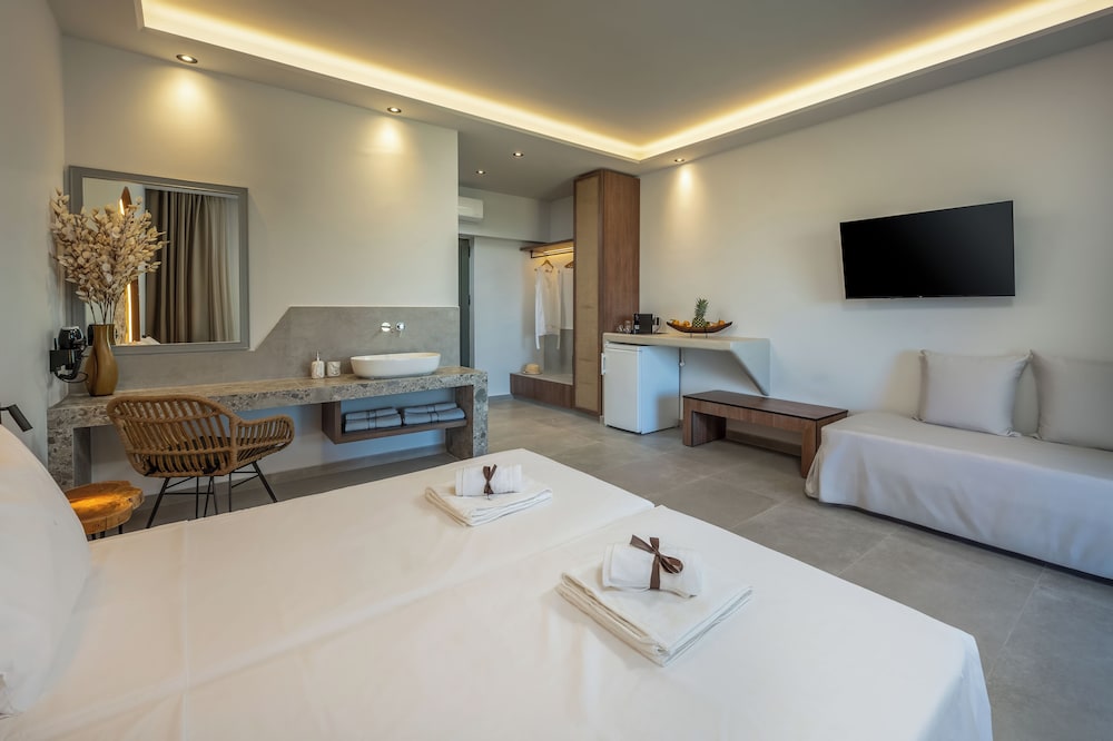 Eleni Apart Hotel 63/69