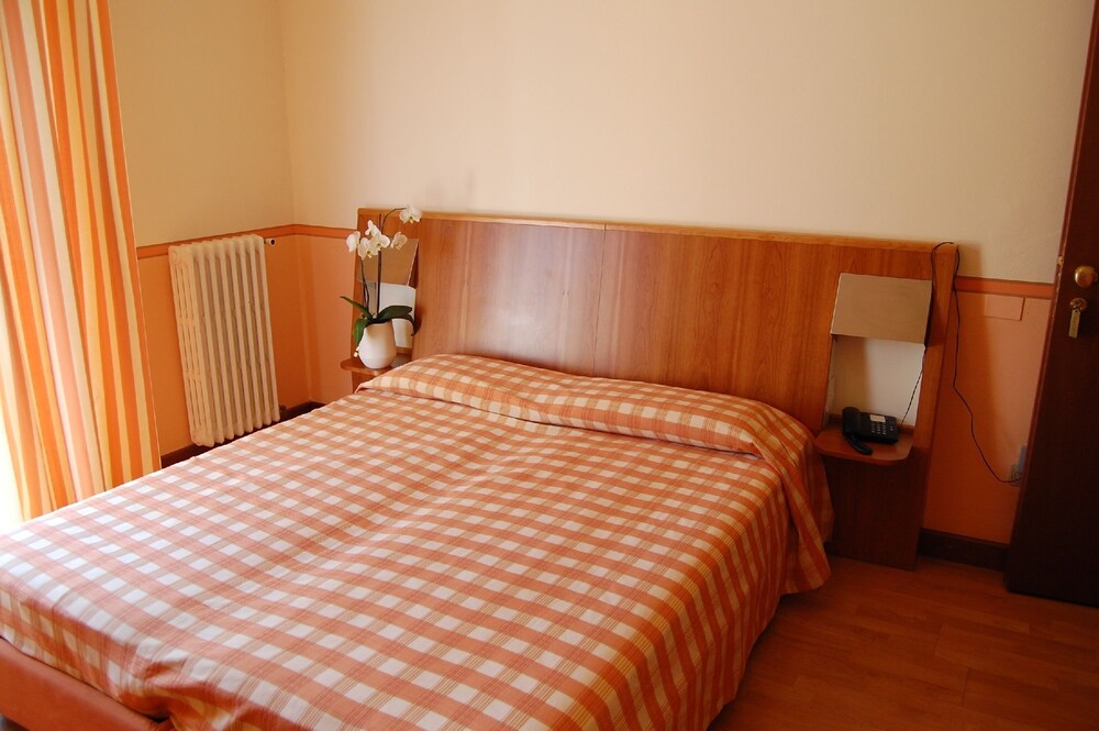 Hotel Romeo 20/47