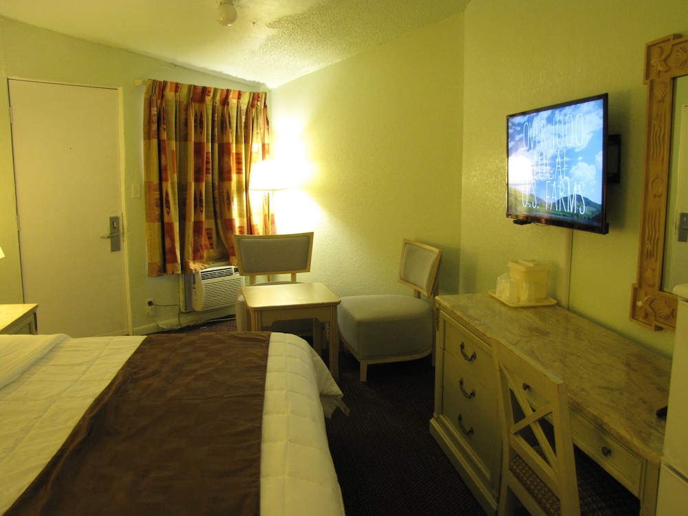 A-1 Budget Motel 21/38