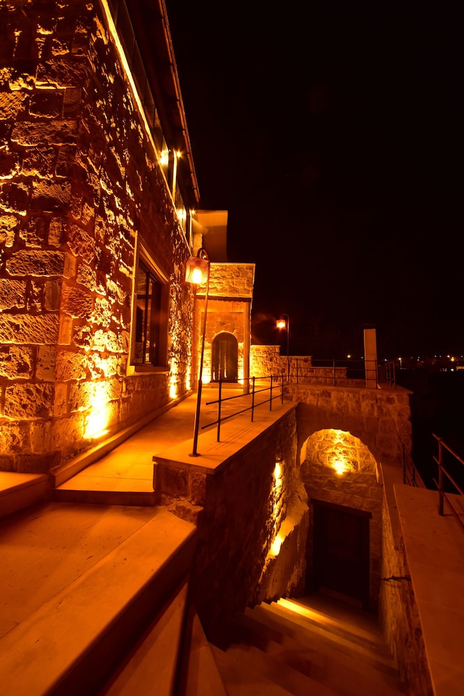 Megaron Cave Hotel 21/46