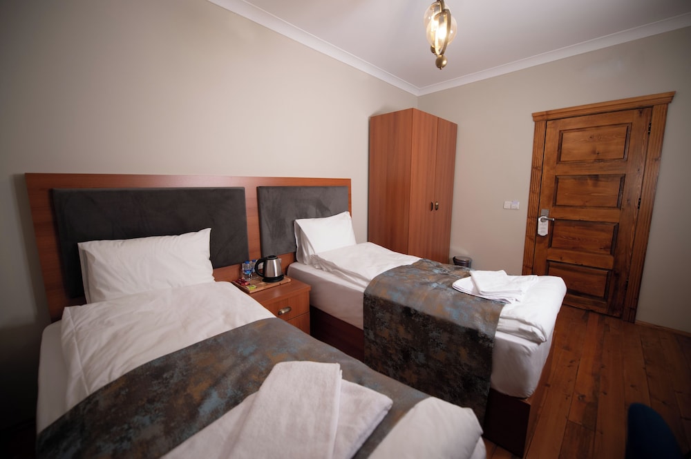 Ahiska Palas Otel 14/46