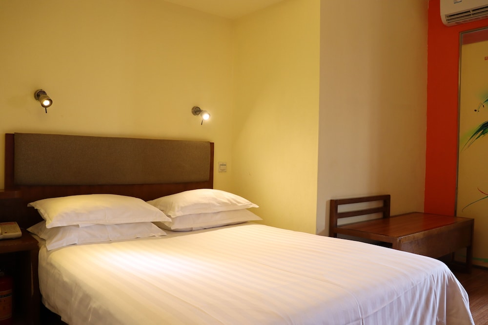 Garden Inn 4th Zhongshan Road Branch 23/60