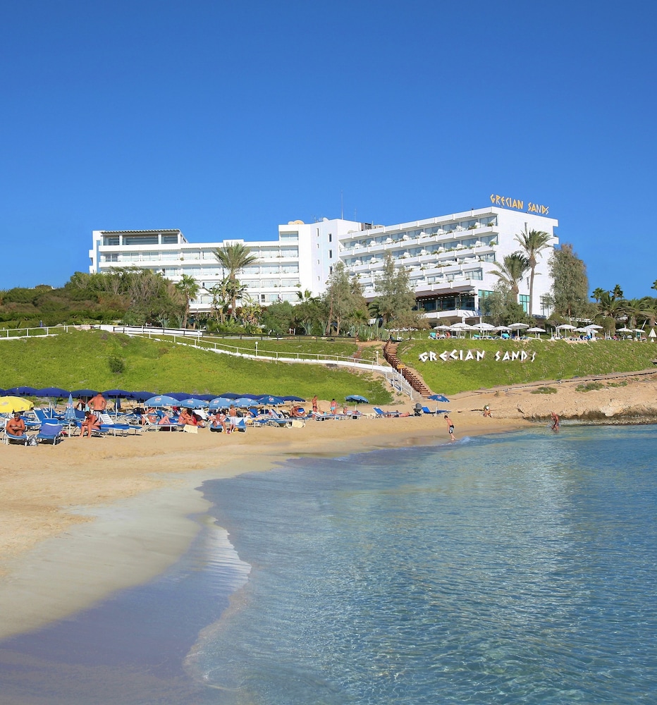 Grecian Sands Hotel 64/71