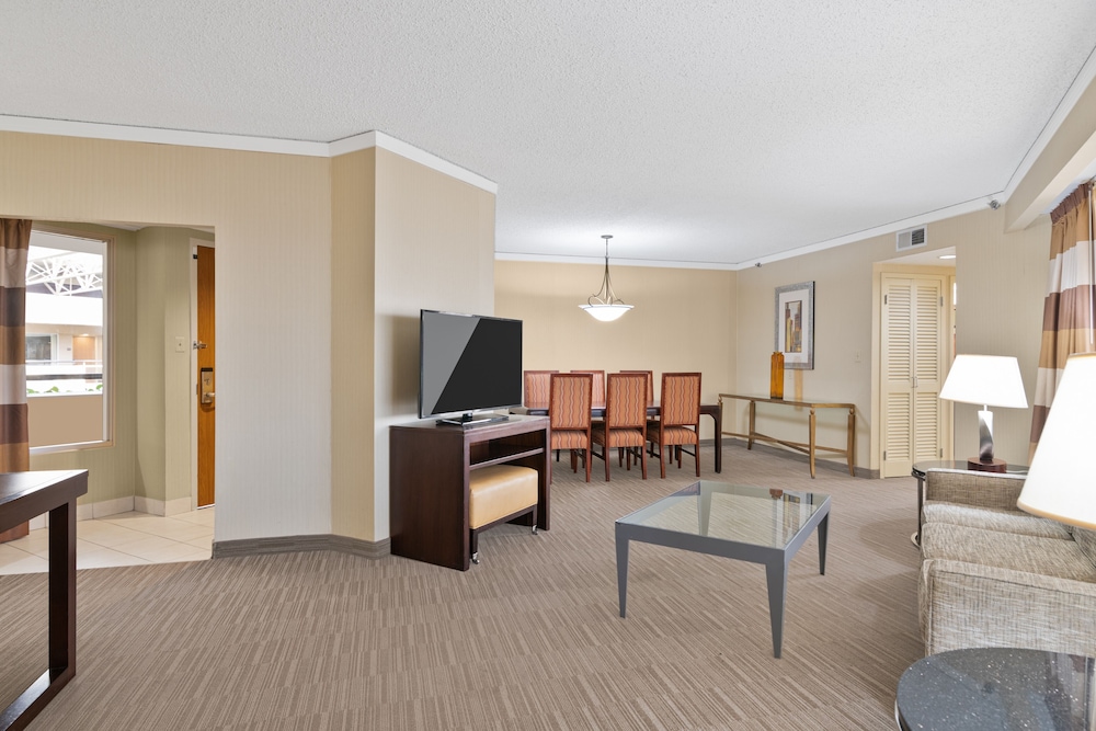 Harmony Suites Secaucus Meadowlands 29/44