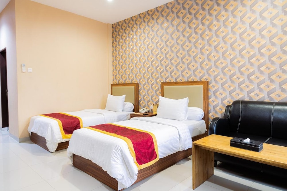 Grand Central Hotel Medan 13/60