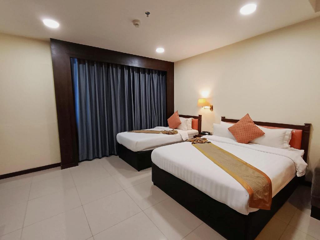 Hotel Emas Tawau 12/50