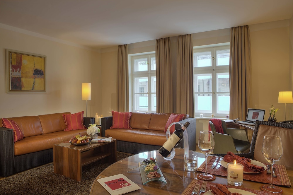 Apartments Hotel Maximilian Munich 44/68