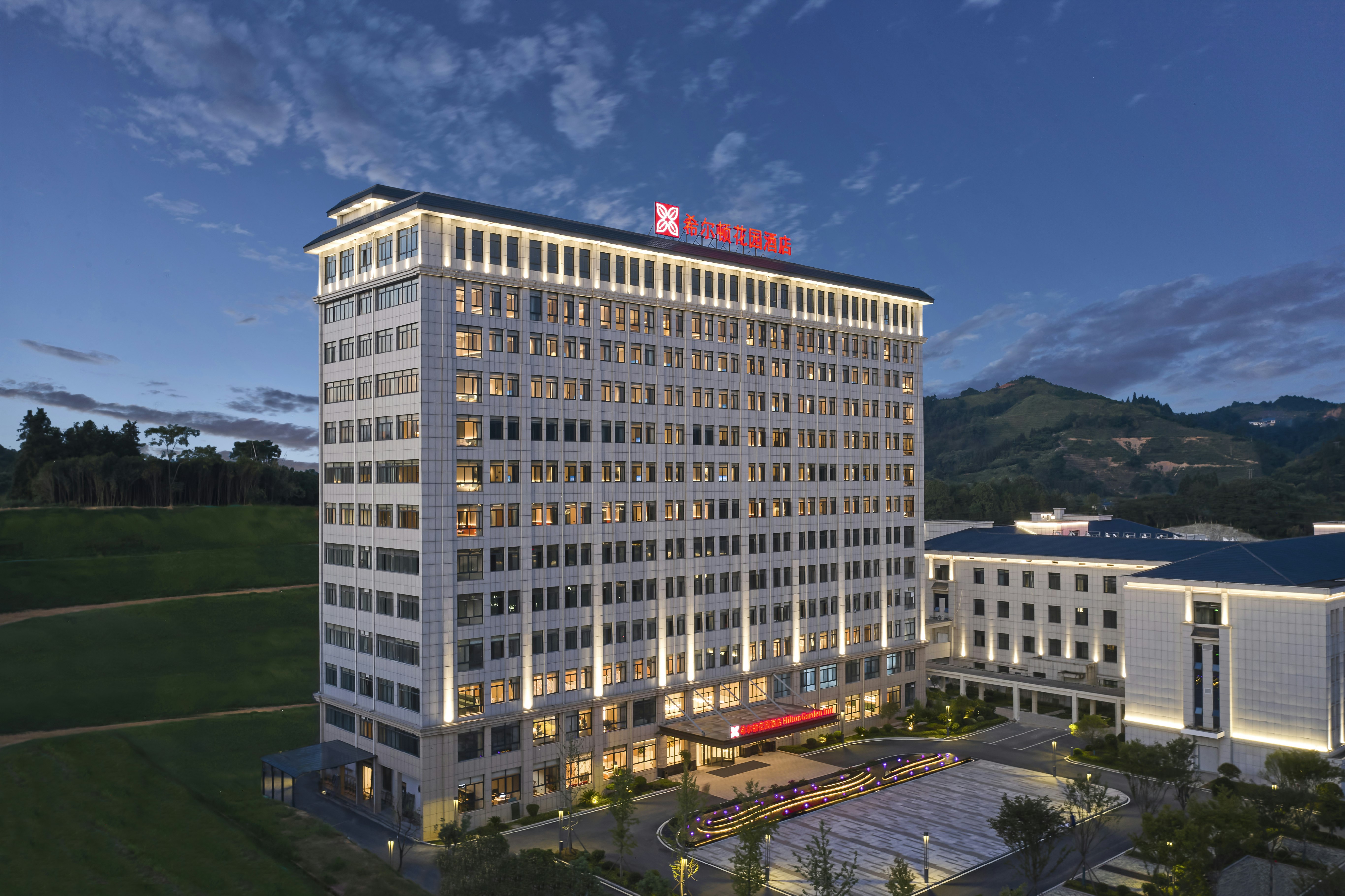 Hilton Garden Inn Huaihua Anjiang 6/46