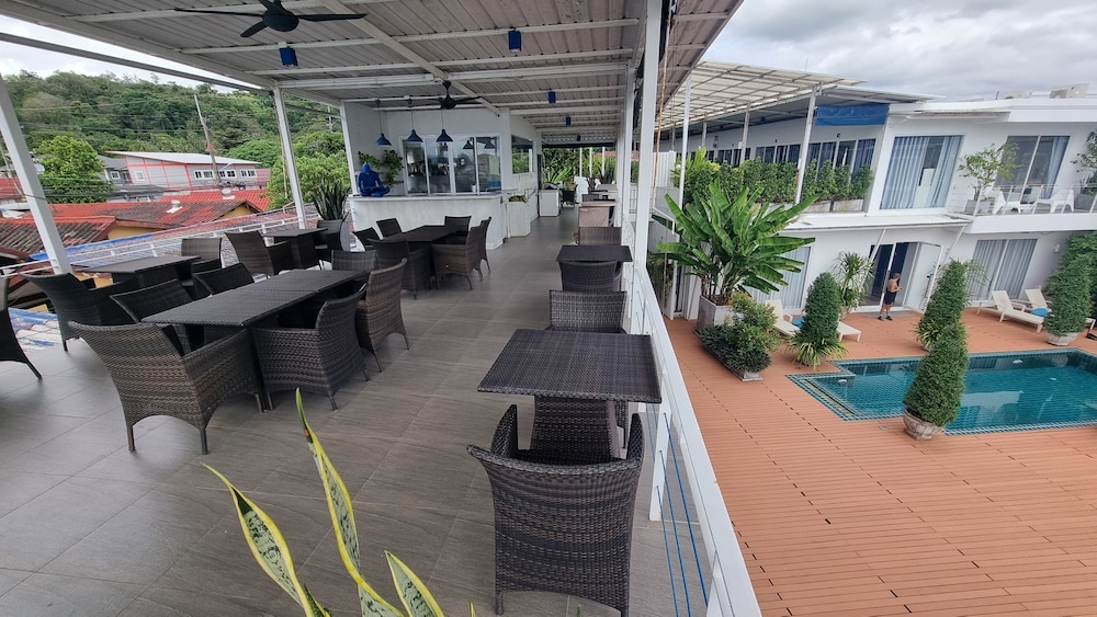 Phuket Boat Quay 44/50
