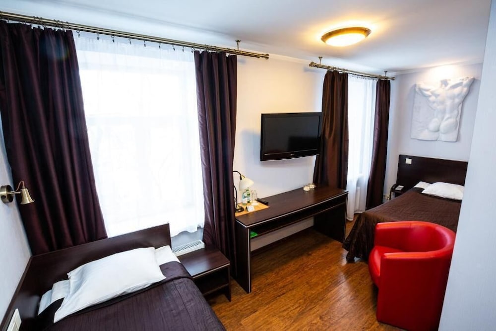 Primo Hotel 47/69
