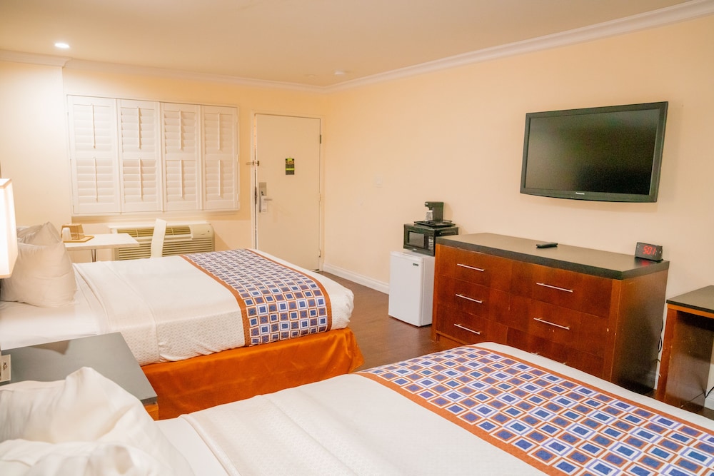 Gateway Inn Gardena Los Angeles South 23/45