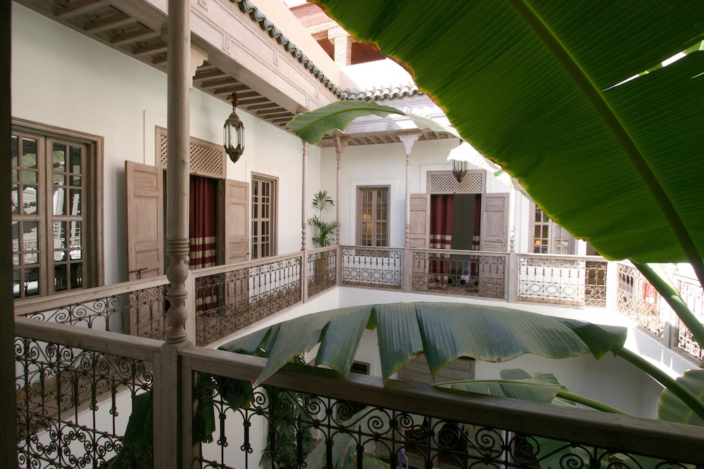 Riad Altair 30/50