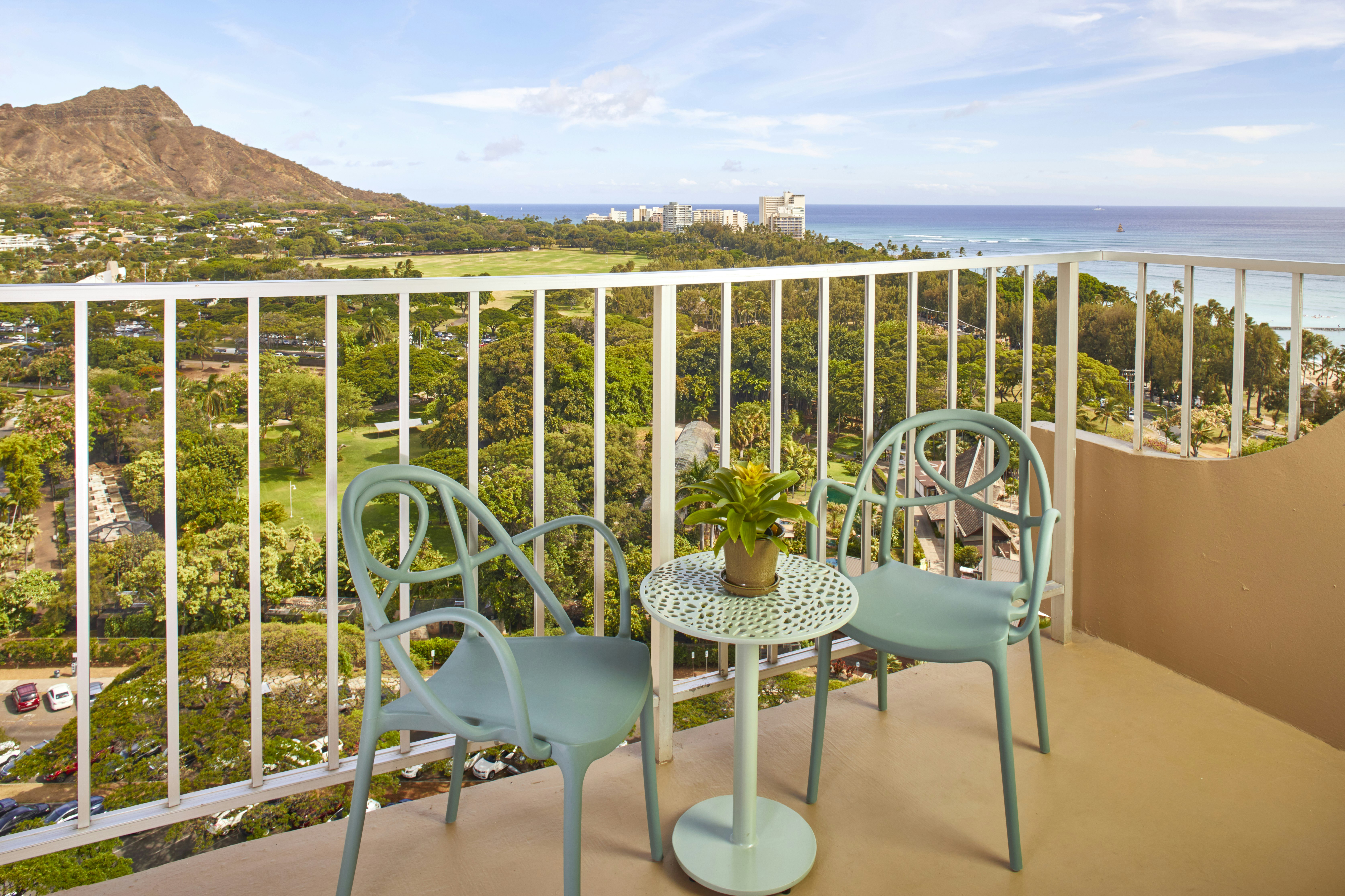 Queen Kapiolani Hotel 44/78