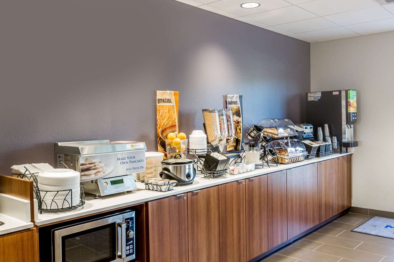 Microtel Inn And Suites By Wyndham Tioga 14/23