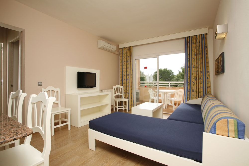 Aquasol Aparthotel 18/46