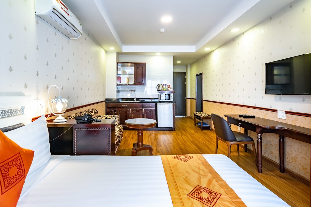 Collection O Emerald Luxury Apartment - Near SECC 25/47