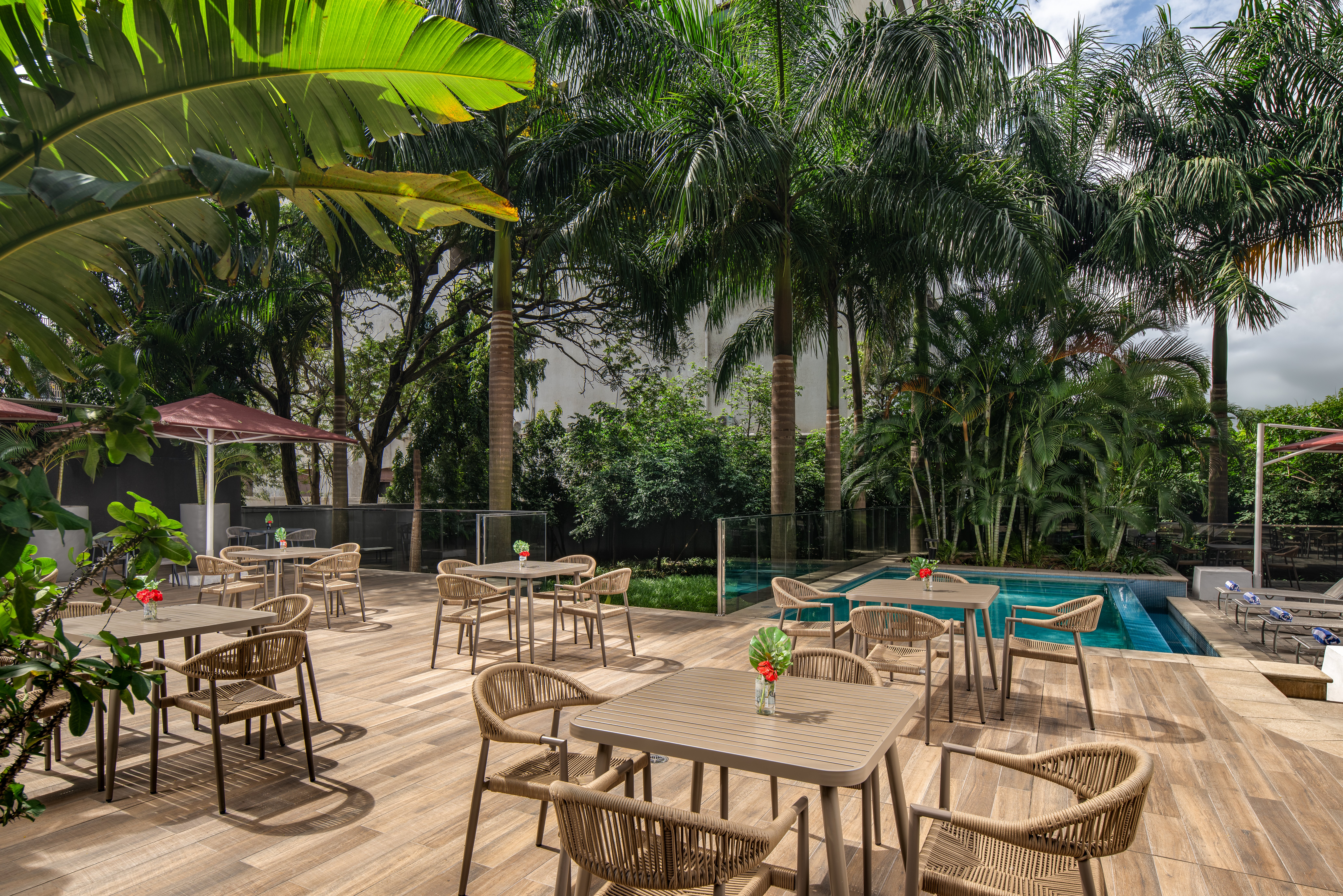 Crowne Plaza Dar Es Salaam 52/74