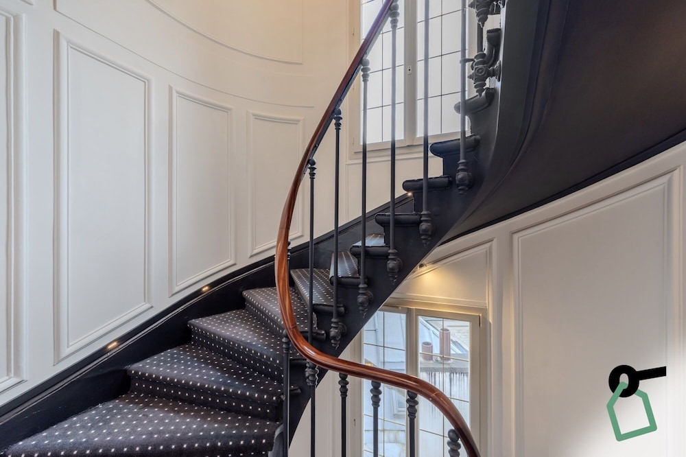 Hotiday Room Collection - Paris Arc de Triomphe 23/50