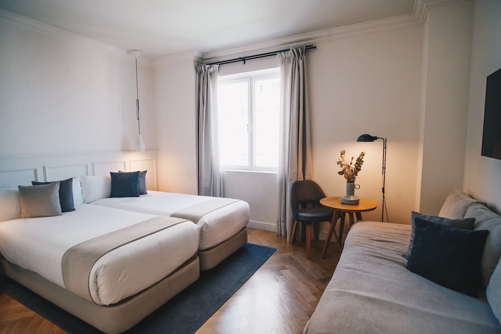 Dear Hotel Madrid 23/69