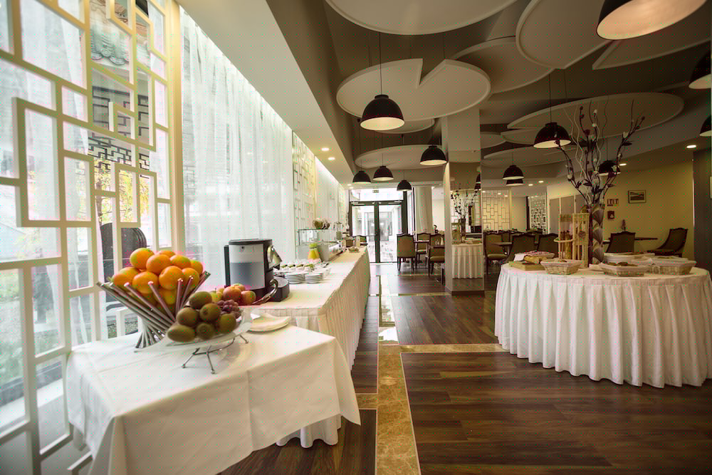 HUATIAN CHINAGORA HOTEL 42/63
