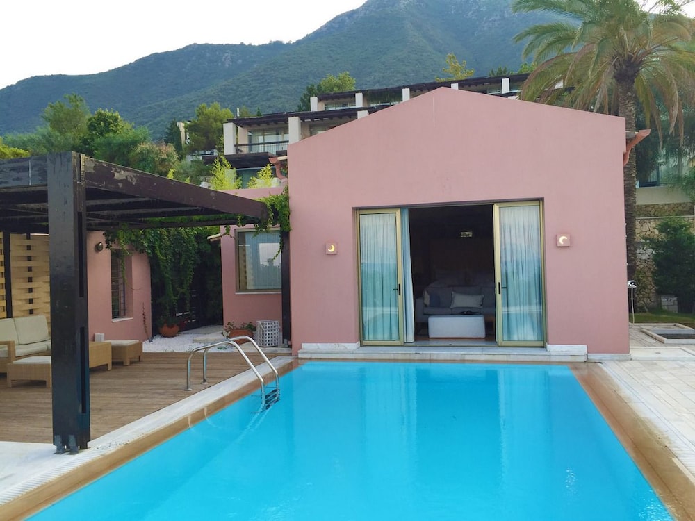 Ionian Blue Bungalows And Spa Resort in LEFKADA