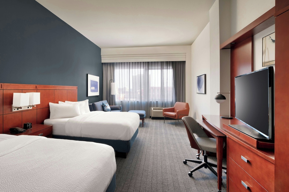 ROOM, 2 QUEEN BEDS, ACCESSIBLE