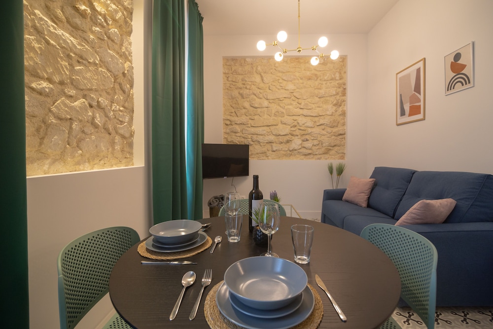 Apartamentos Teatro by Be Alicante 27/43