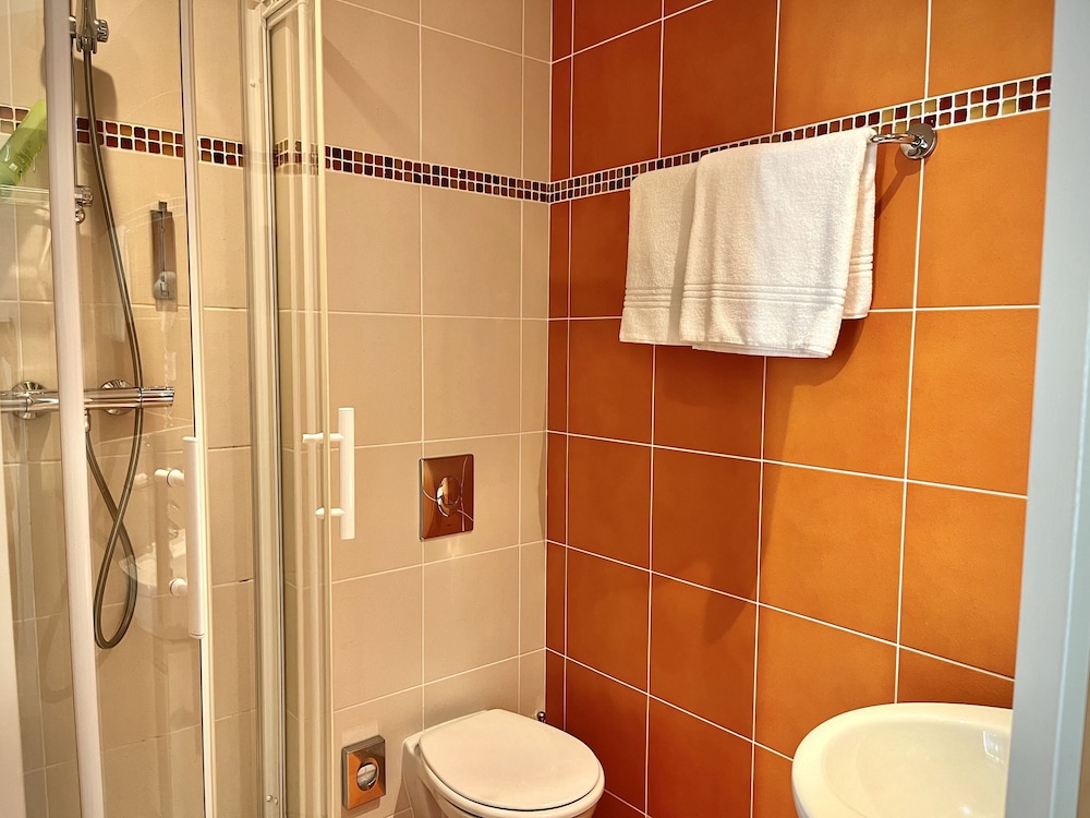 Comfort Hotel Dinard Balmoral 49/49