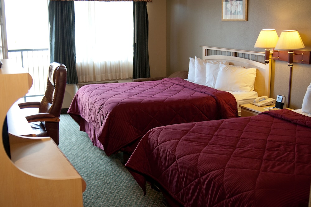 Lamplighter Inn Suites 30/46