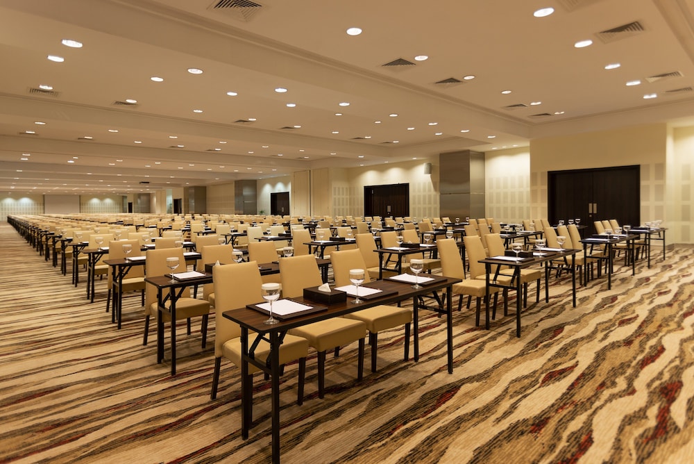 كراون بلازا آر دي سي الرياض - فندق و مركز مؤتمرات(Crowne Plaza Riyadh Itcc) 67/75