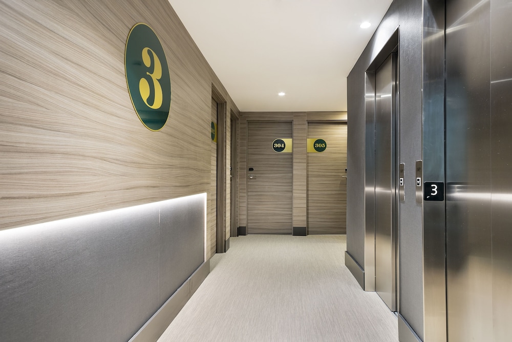 Niu Barcelona 38/64