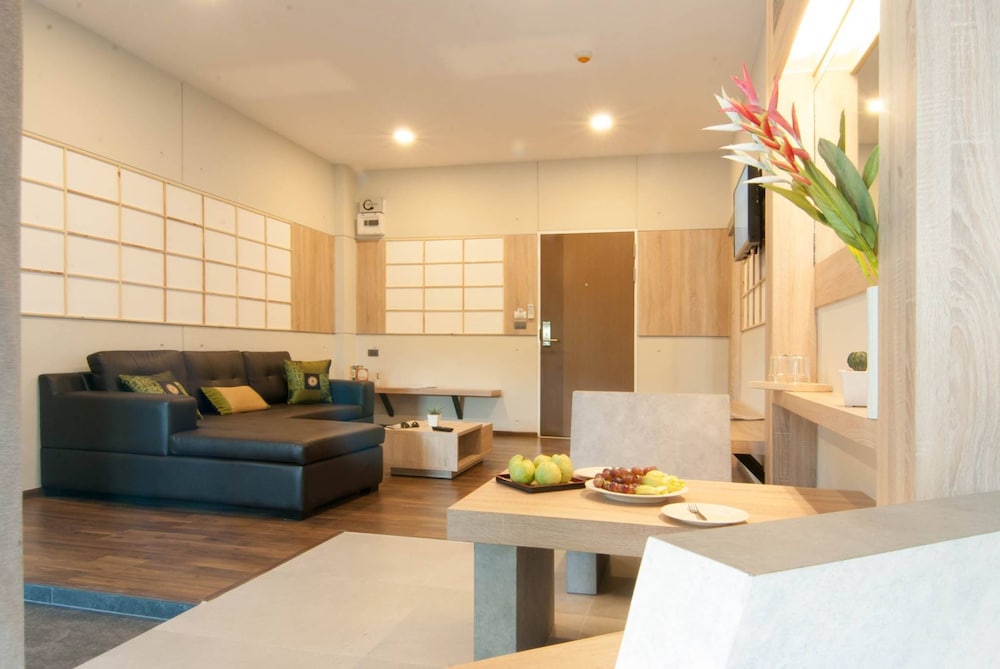 Zenith Residence Hotel 34/45