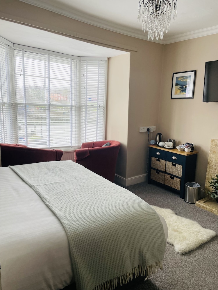 Arosfa Harbourside Guest House 21/50