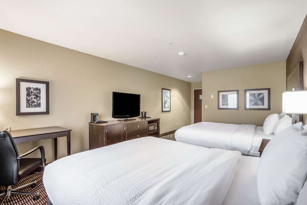 La Quinta Inn And Suites By Wyndham Meridian Boise West 12/35