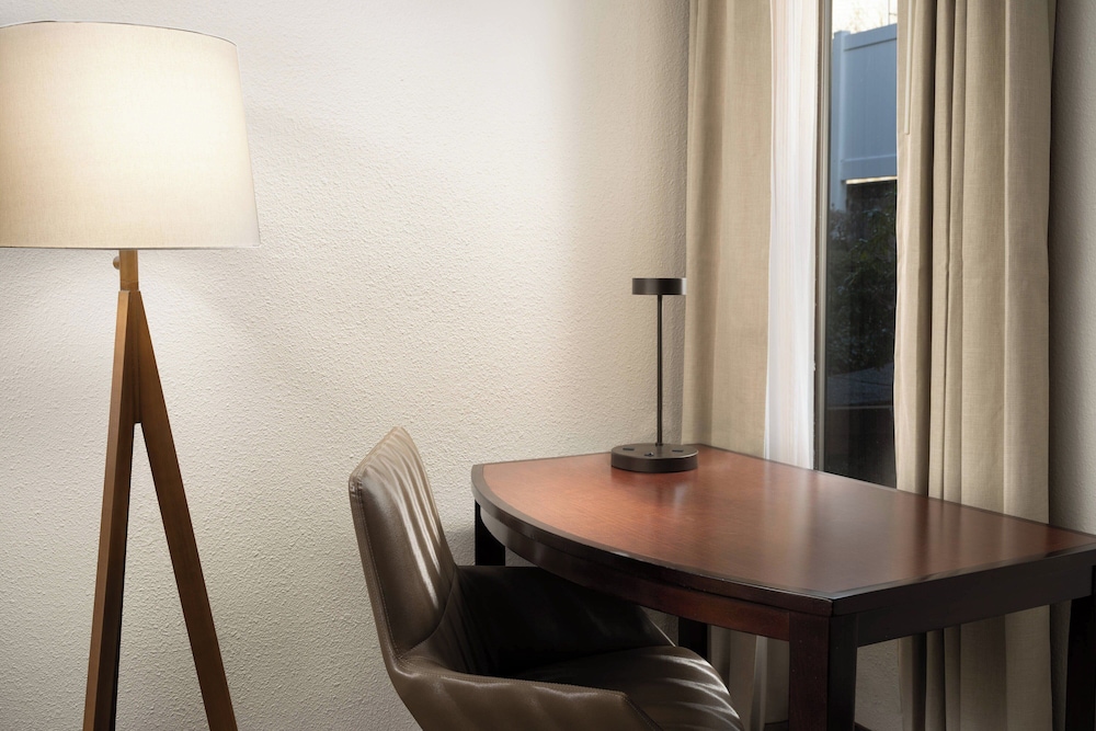 Residence Inn by Marriott Seattle Bellevue 27/57