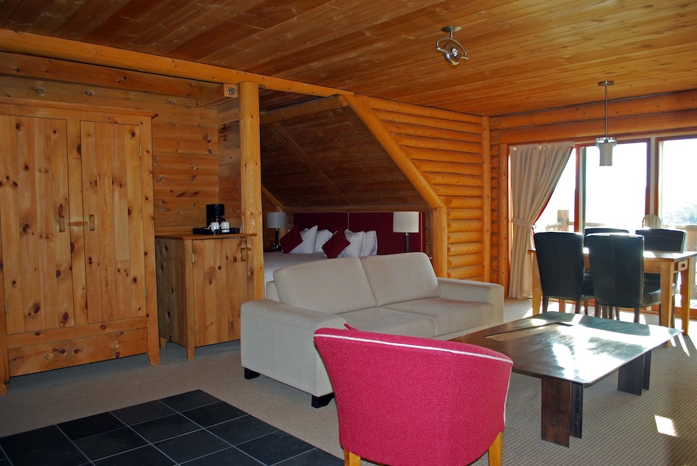 Hotel Sacacomie 8/42