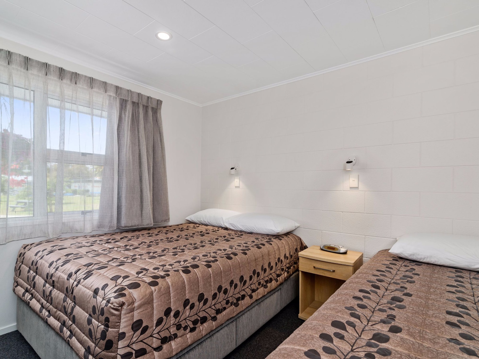 1 BEDROOM, APARTMENT
