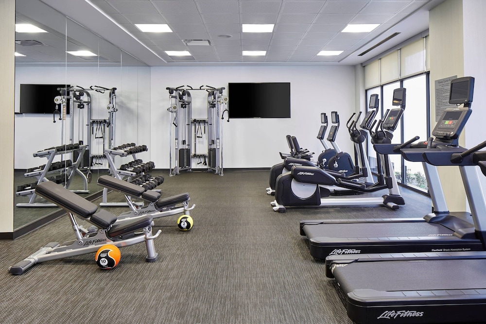 Courtyard by Marriott Baltimore Downtown/McHenry Row 26/55