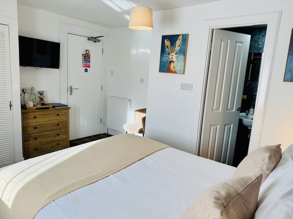 غرفة قياسية بسرير مزدوج