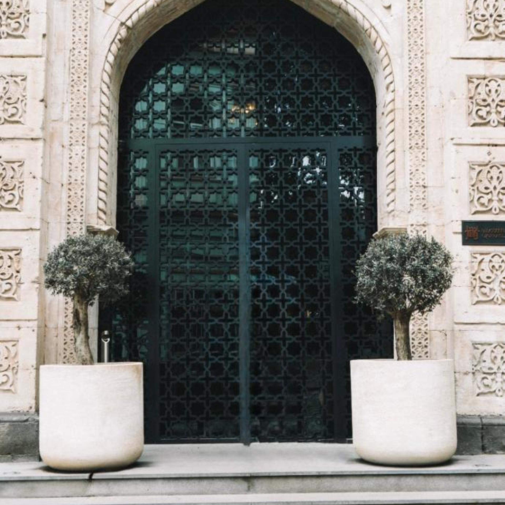 Qarvasla Hotel 8/68