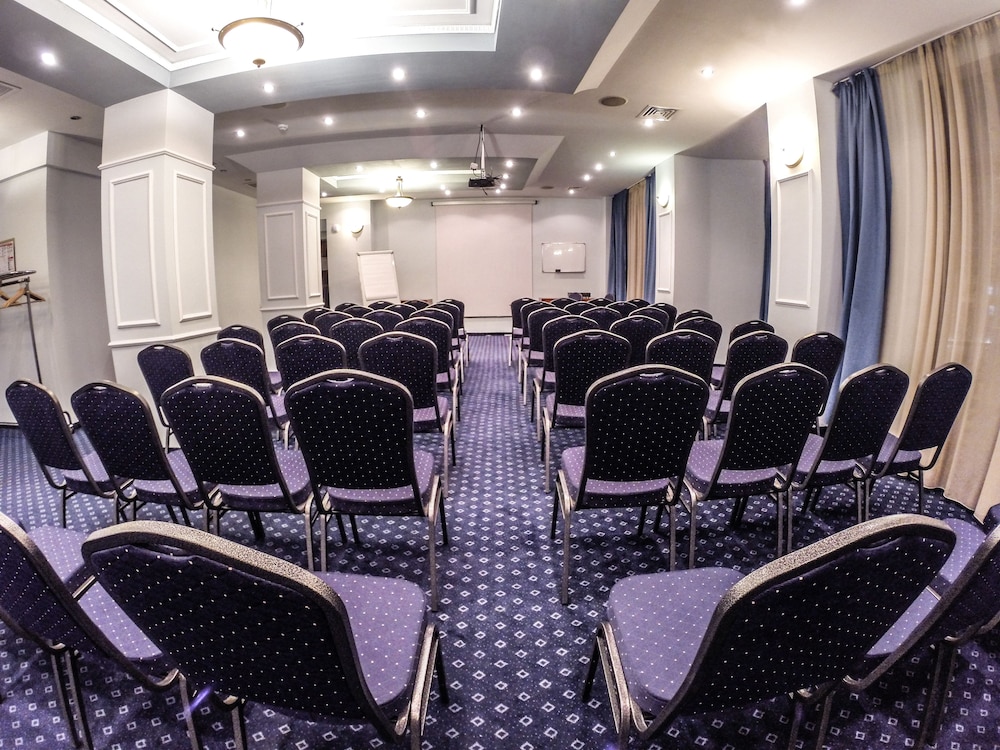 Hotel Central Ploiesti 59/69