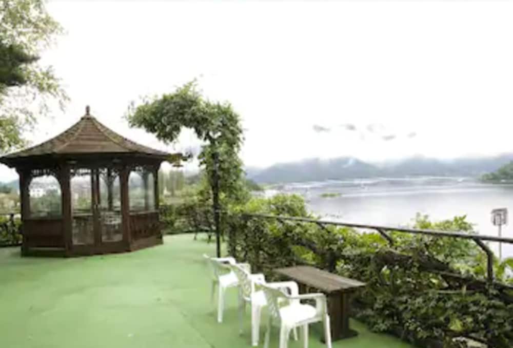 Fuji Lake Hotel 43/49