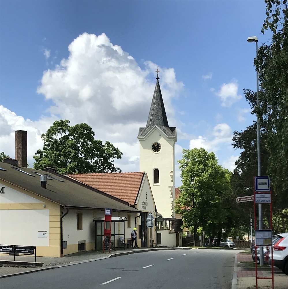 Hotel Svornost 61/72