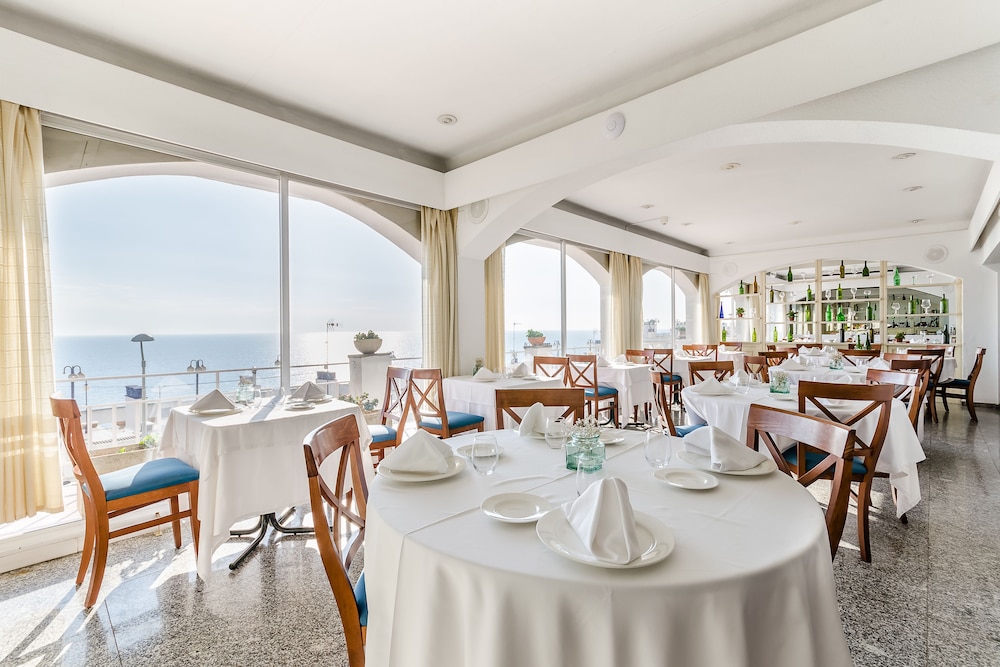 Gran Sol Hotel 55/68