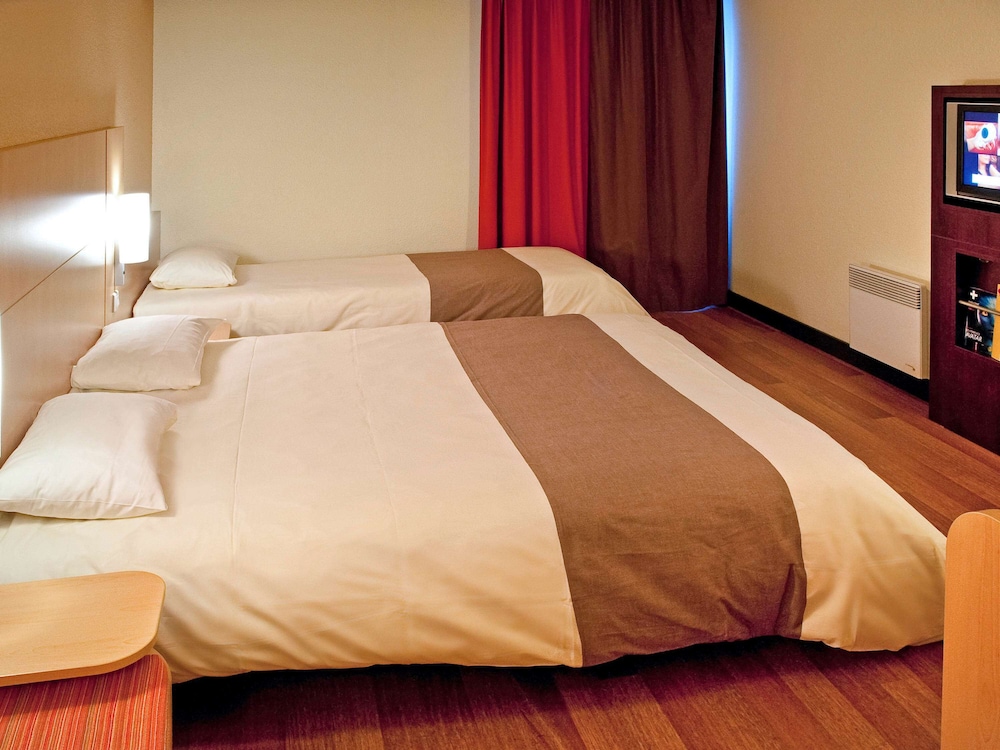 Ibis Rennes Beaulieu 12/68