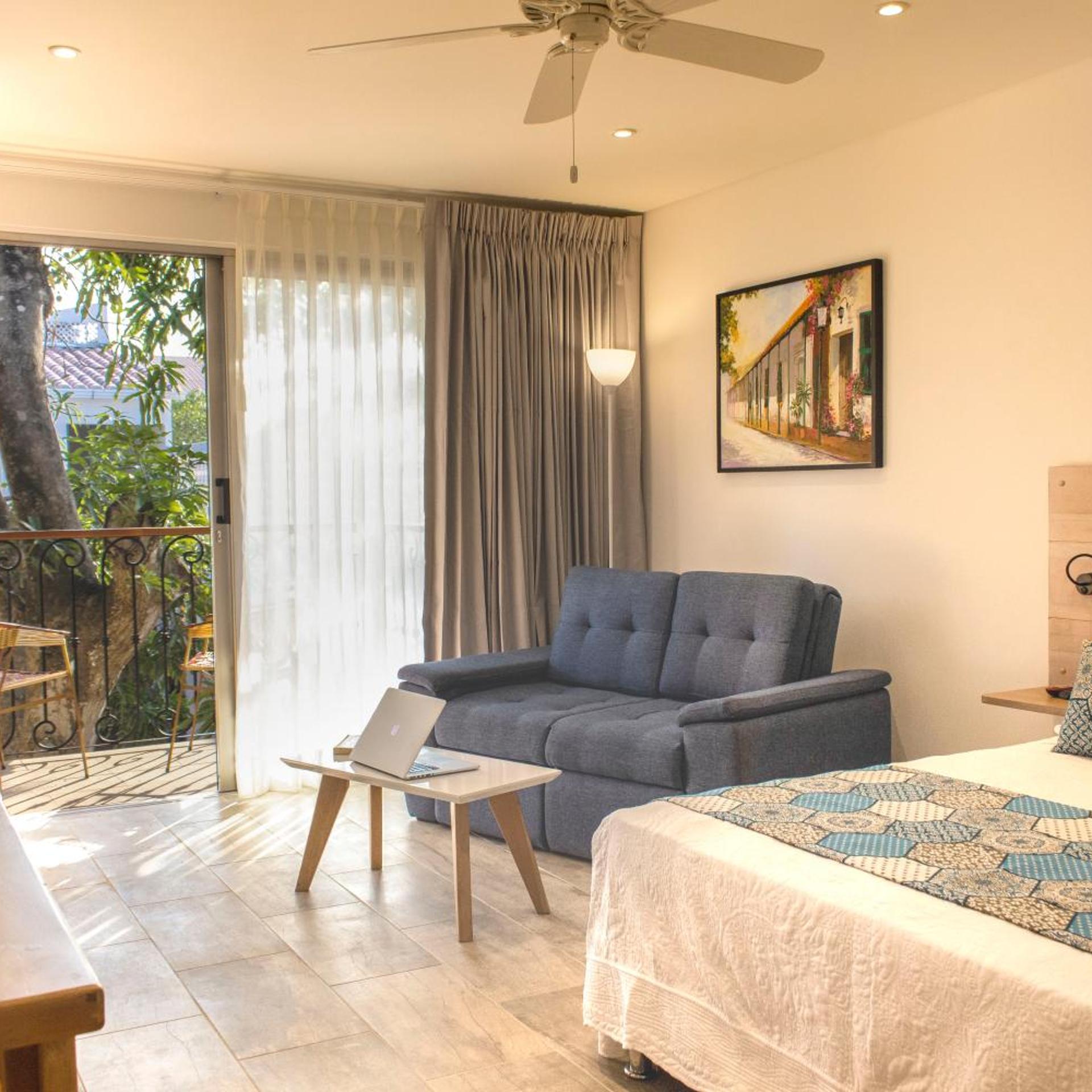 Hotel La Gloria 43/63