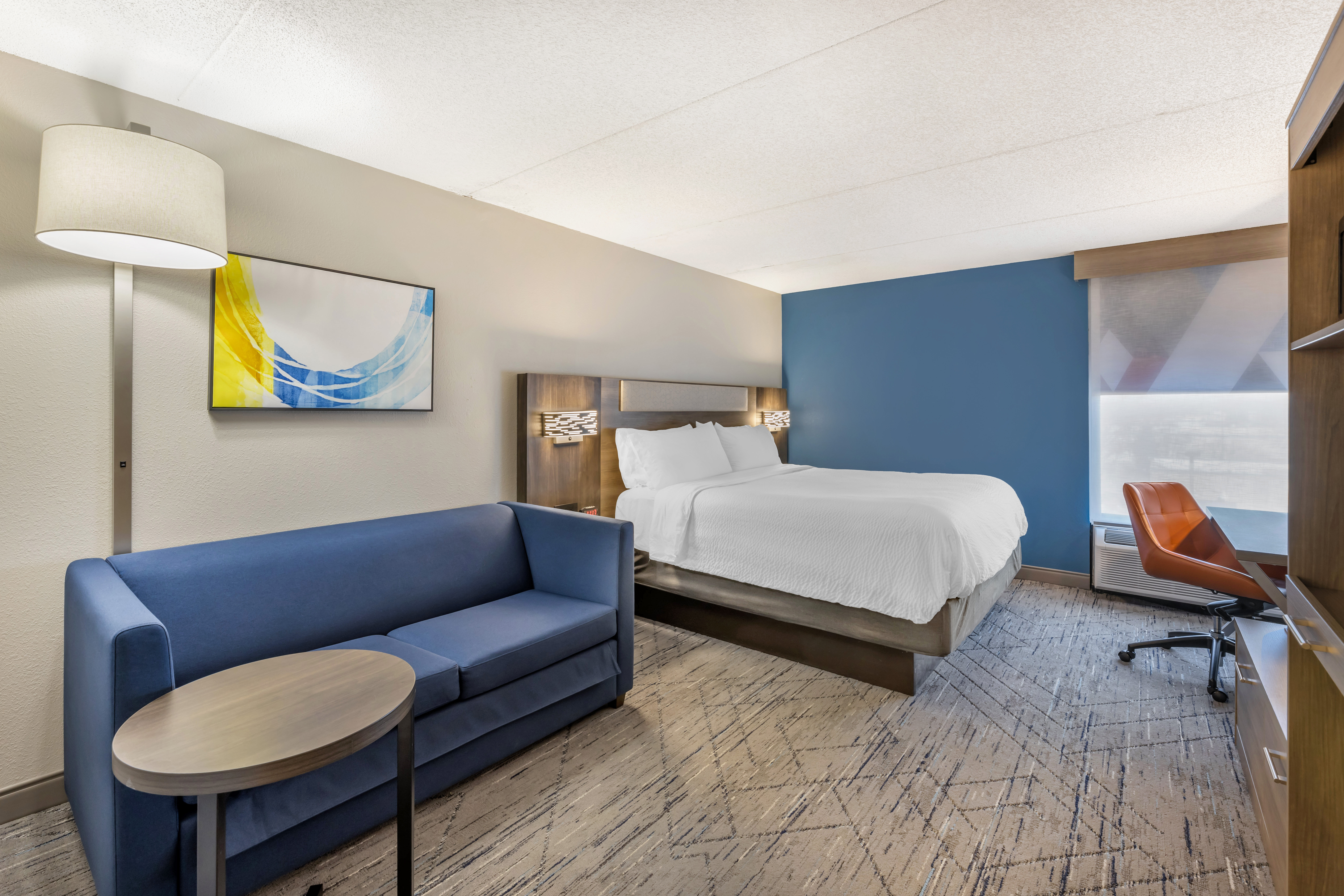 Holiday Inn Express Crestwood 20/69