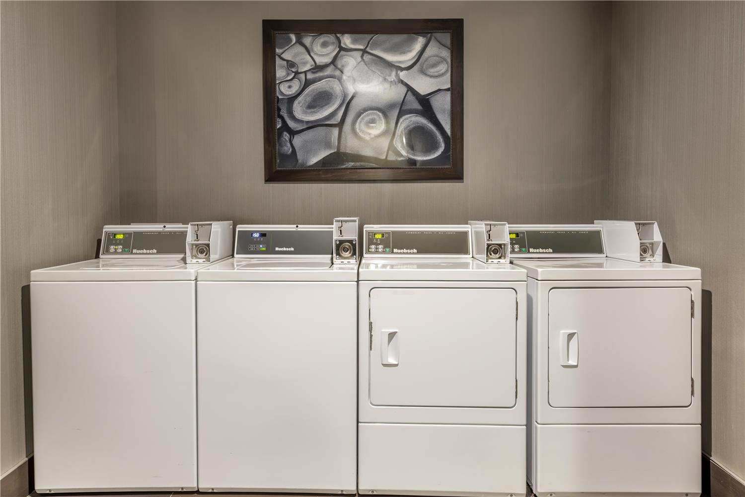 Best Western Plus Truckee-Tahoe Hotel 12/49