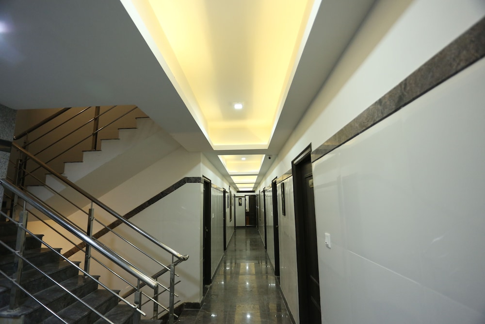 Hotel RR International 20/28