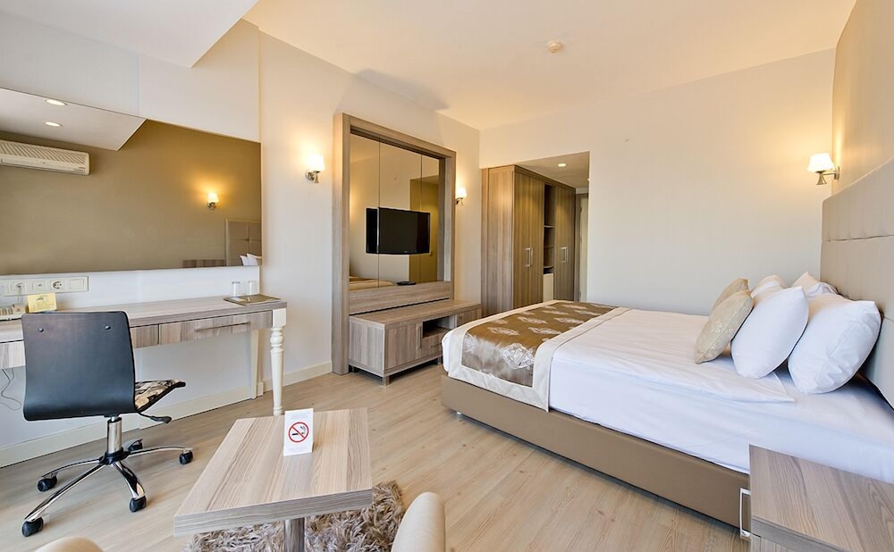Nashira City Resort Hotel 11/50